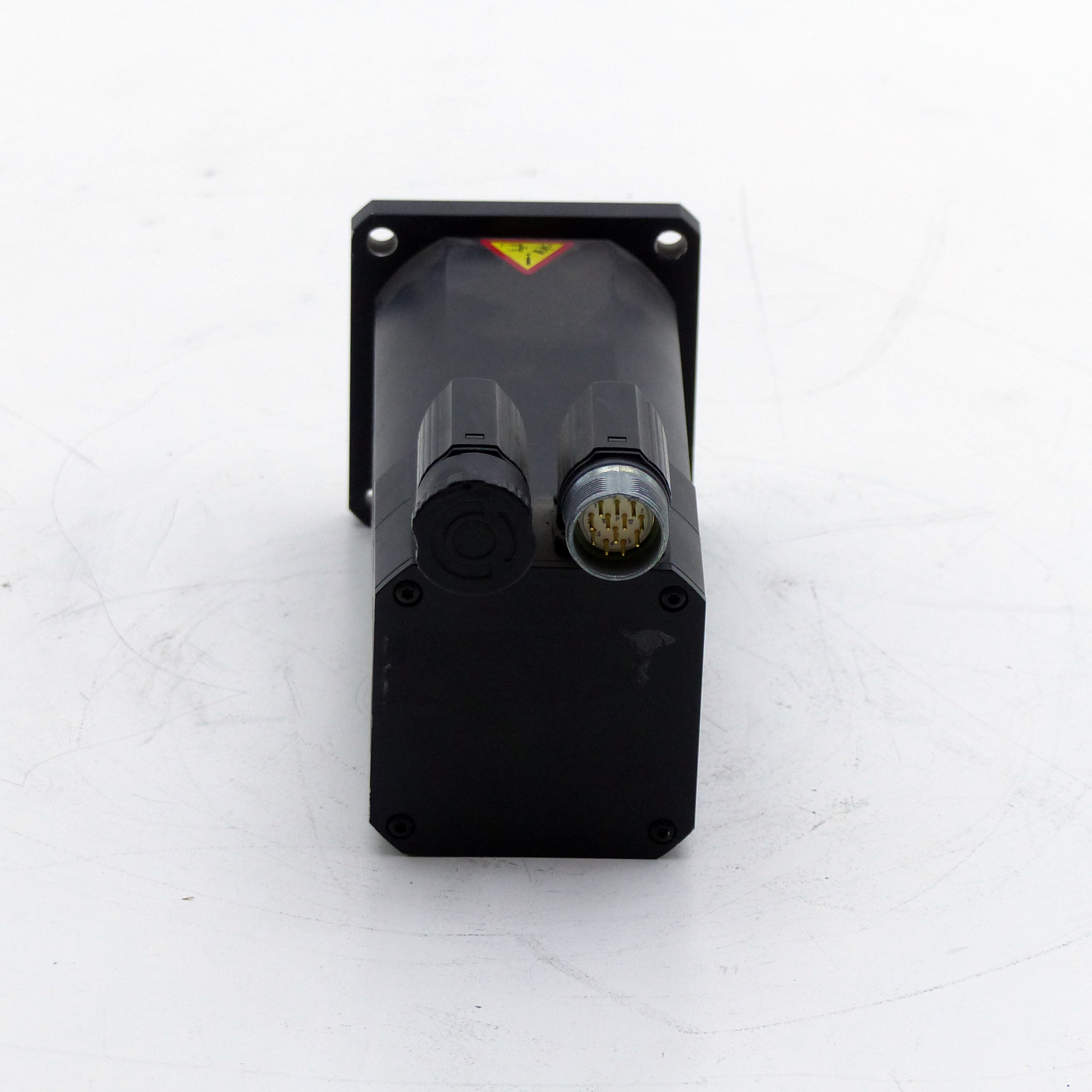 Servomotor