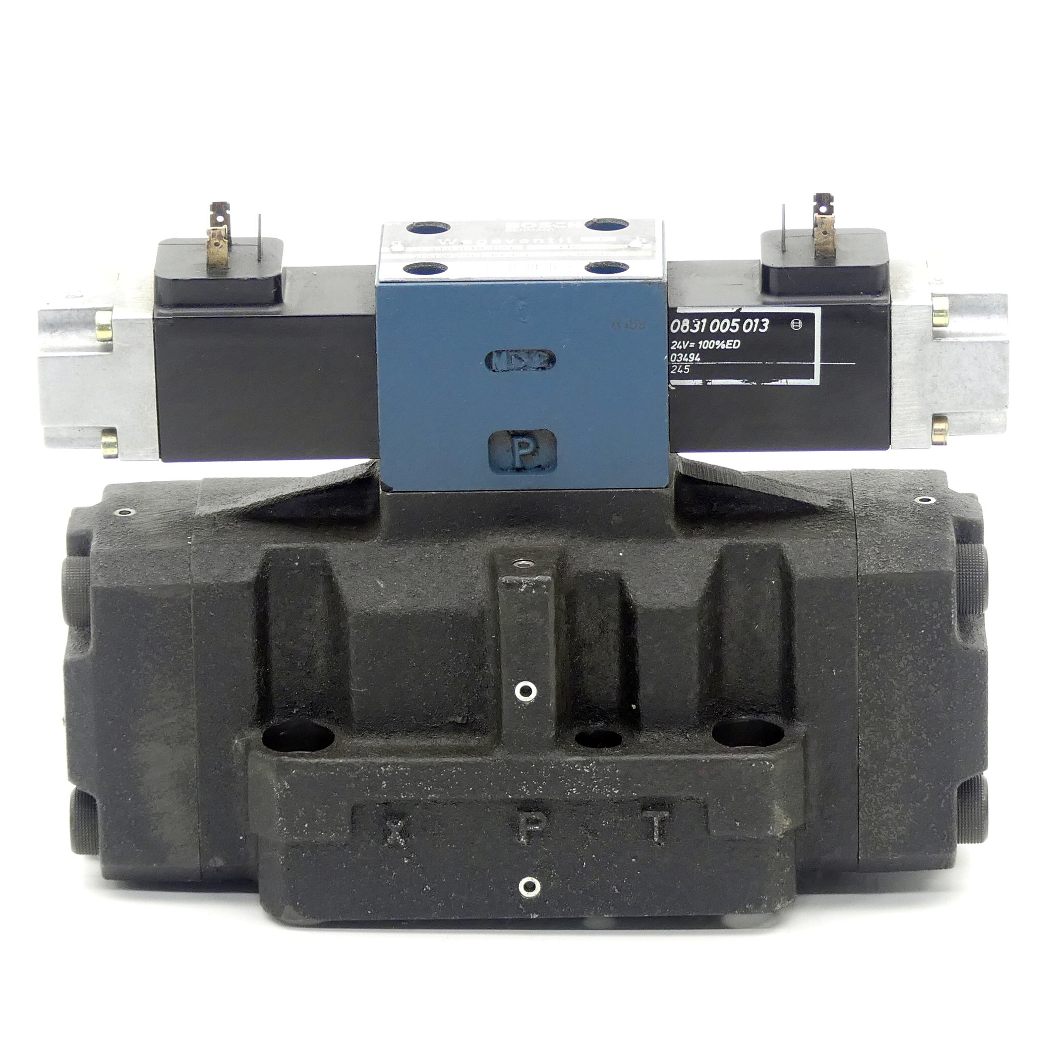Pilot operated 4/3-way valve 081WV16P1N302XYWS024/00-0 