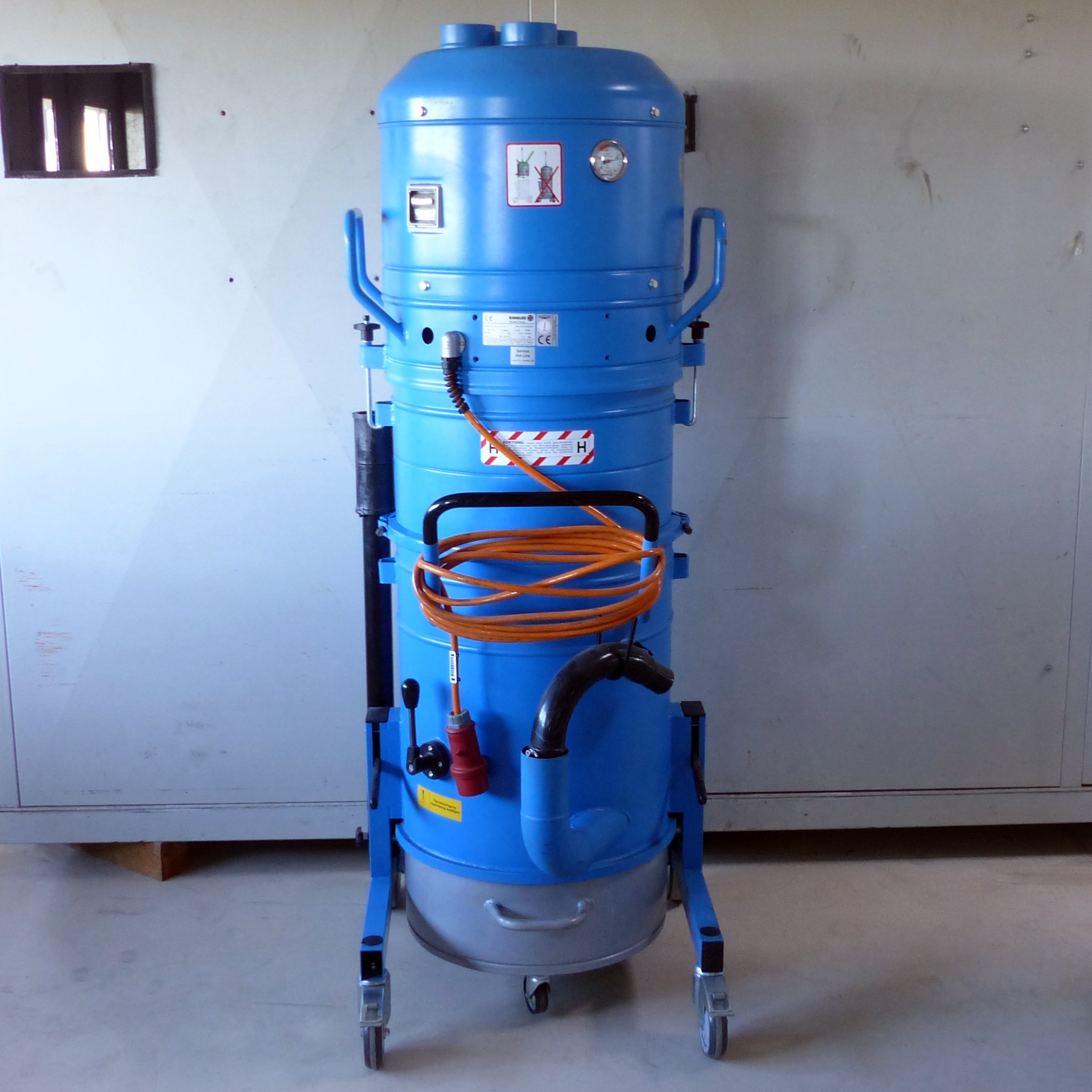 Mobiler Industriesauger