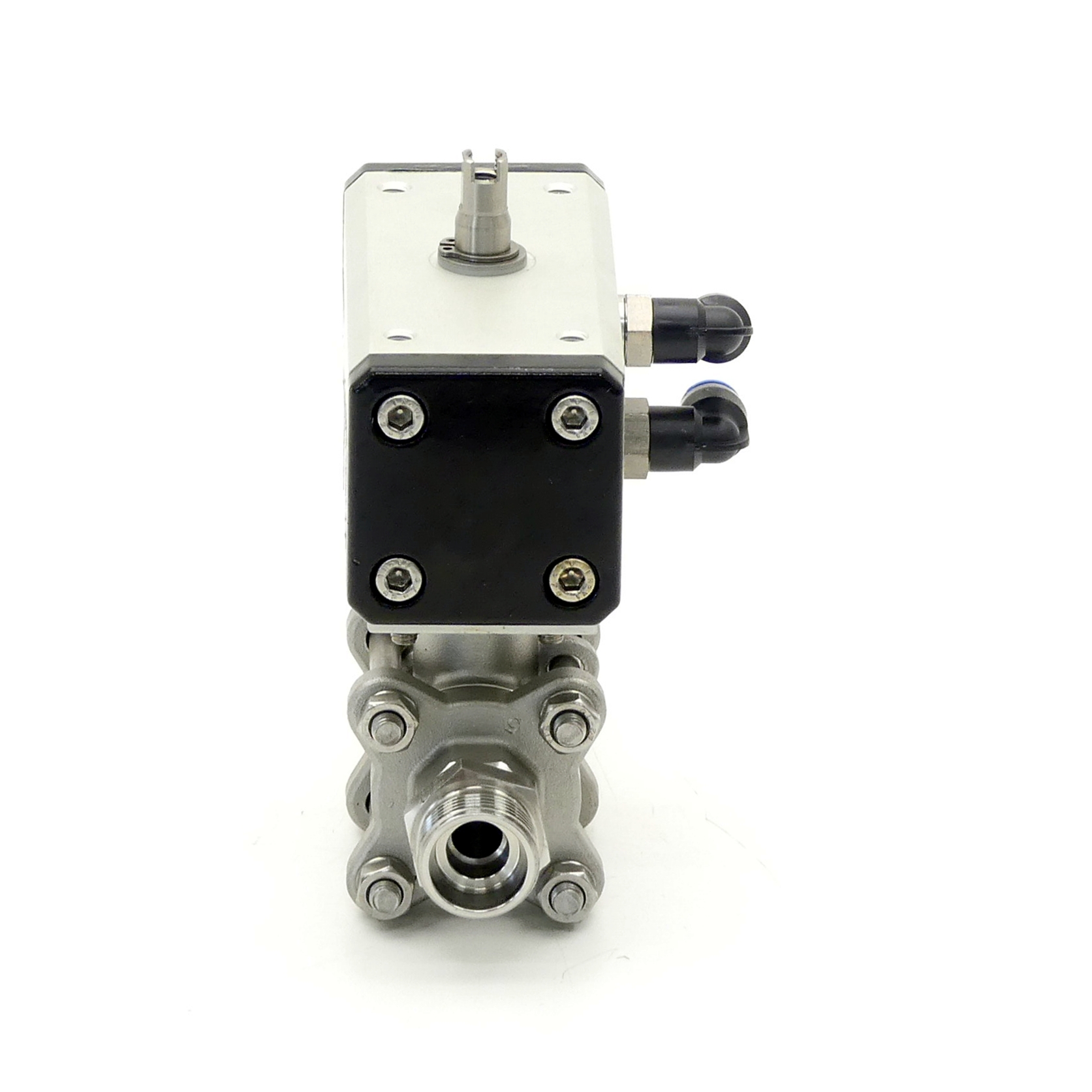 Pneumatic actuator