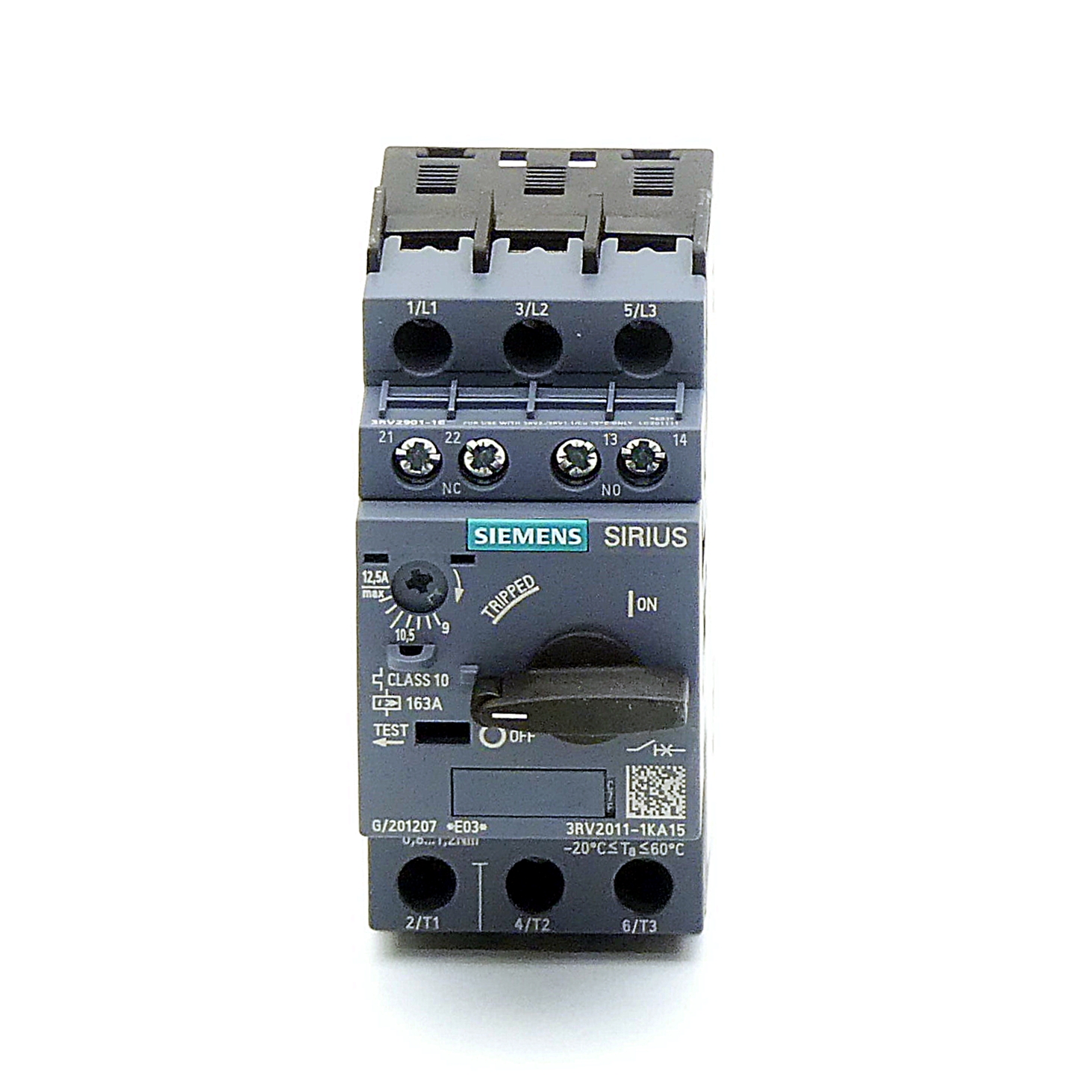 Circuit breaker 