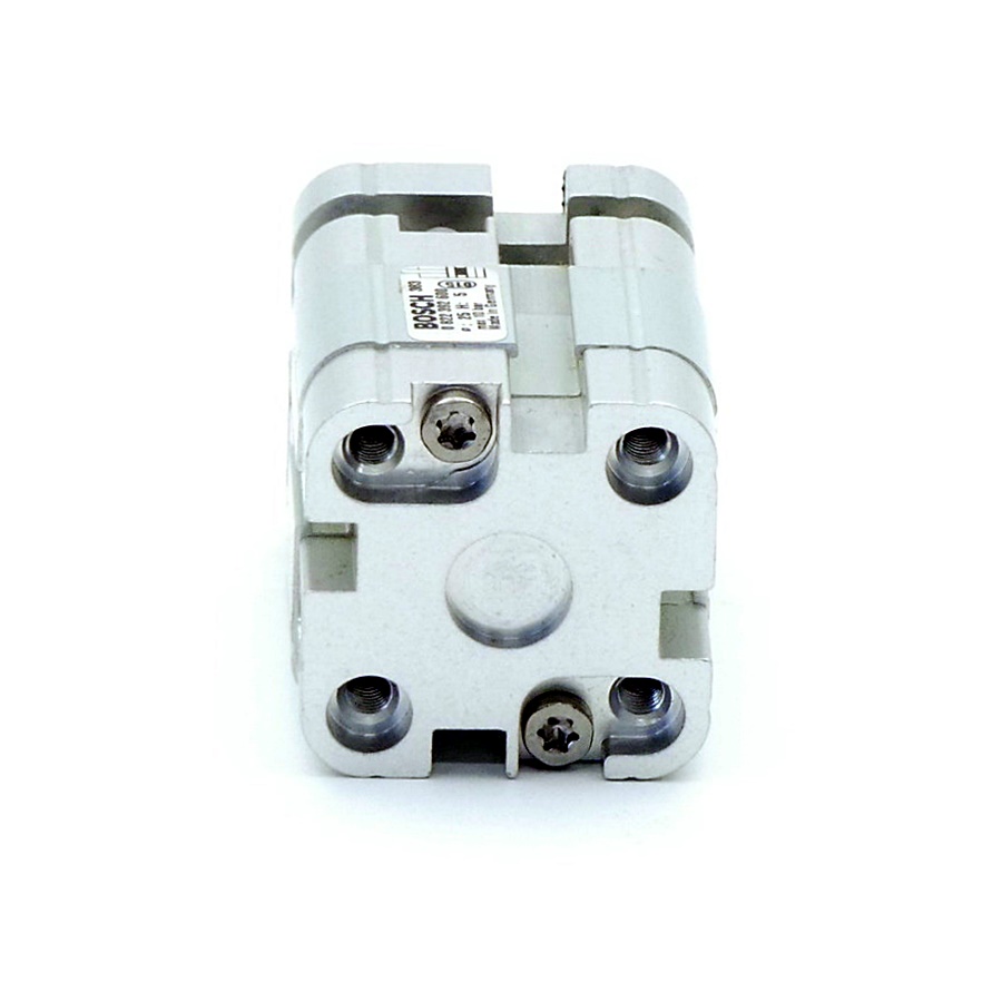 Compact cylinder