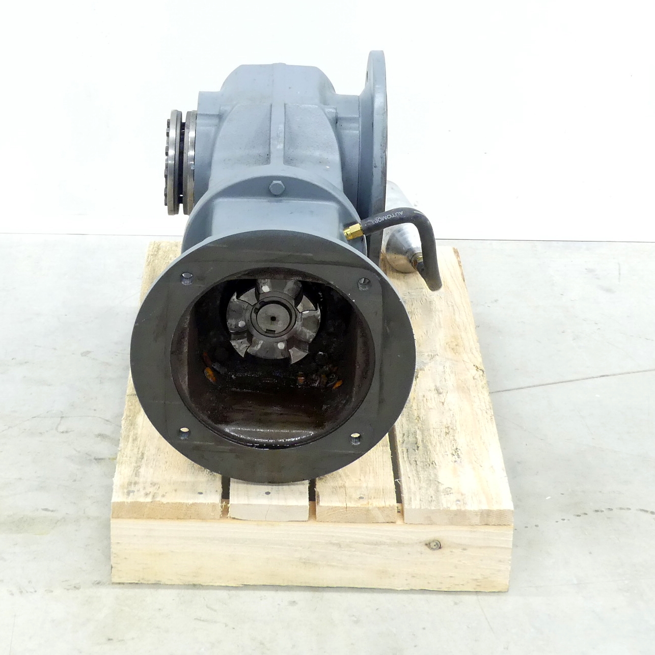 Gear motor KHF87/R AL180 