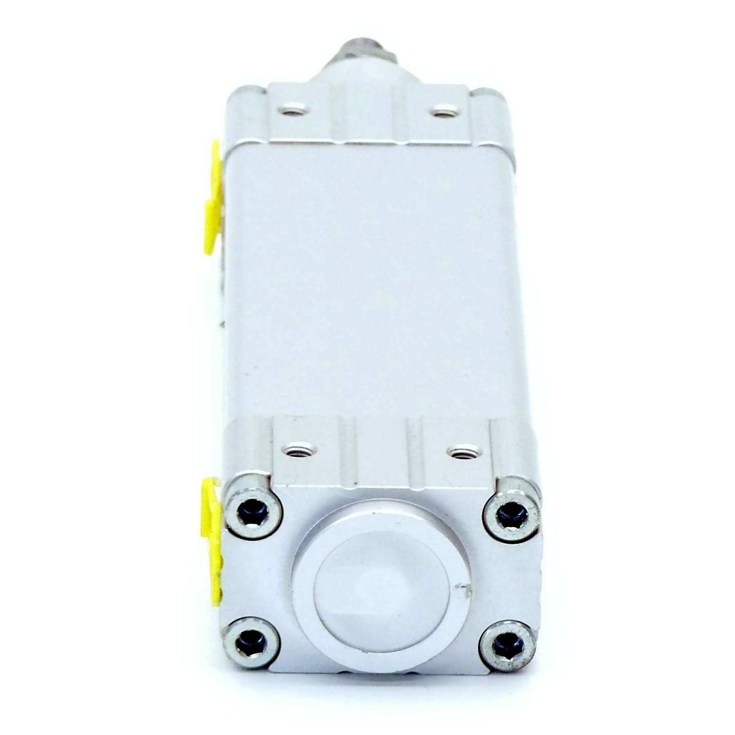 Pneumatic cylinder