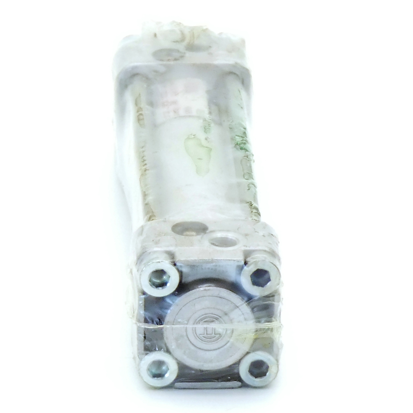 Pneumatic cylinder