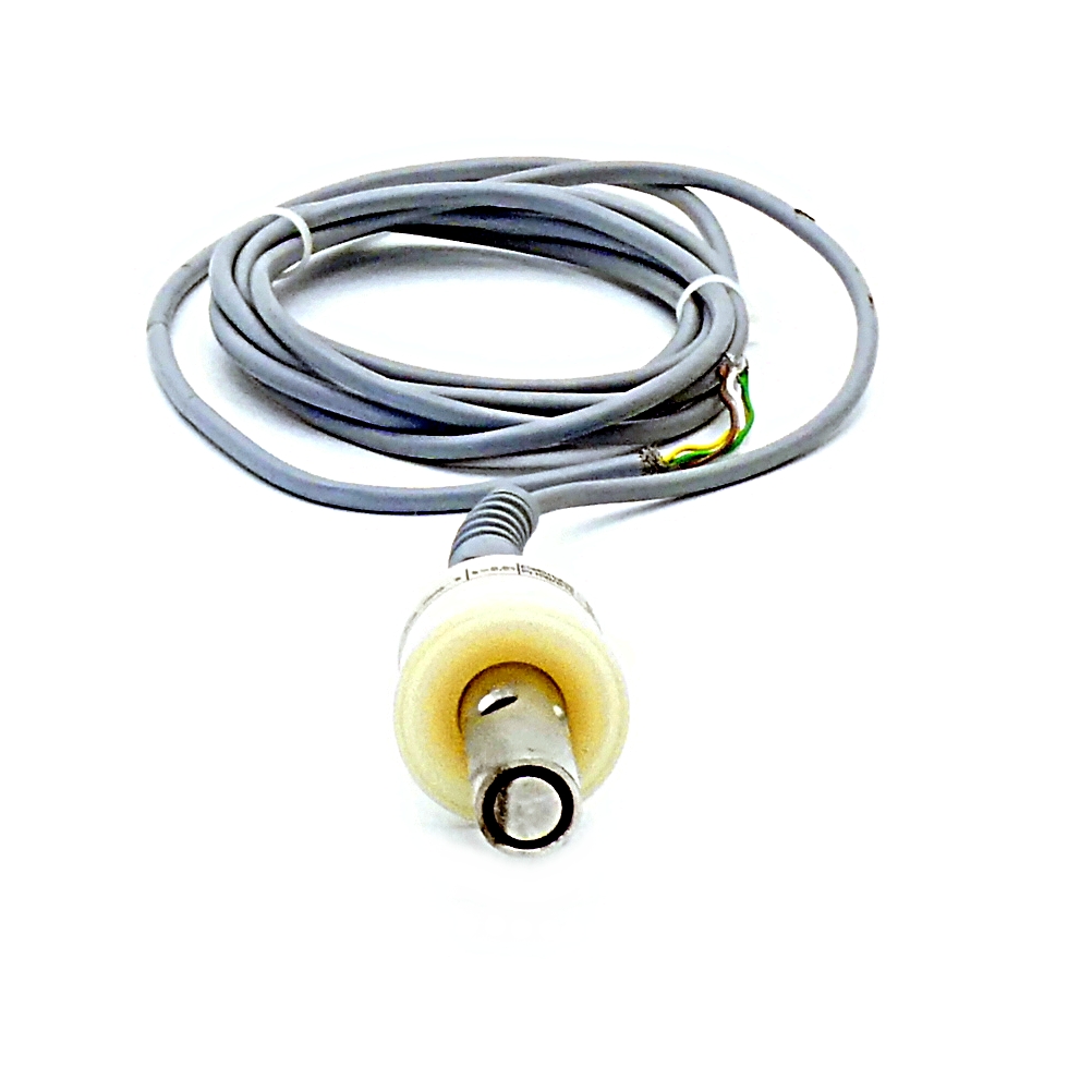 Conductivity measuring cell