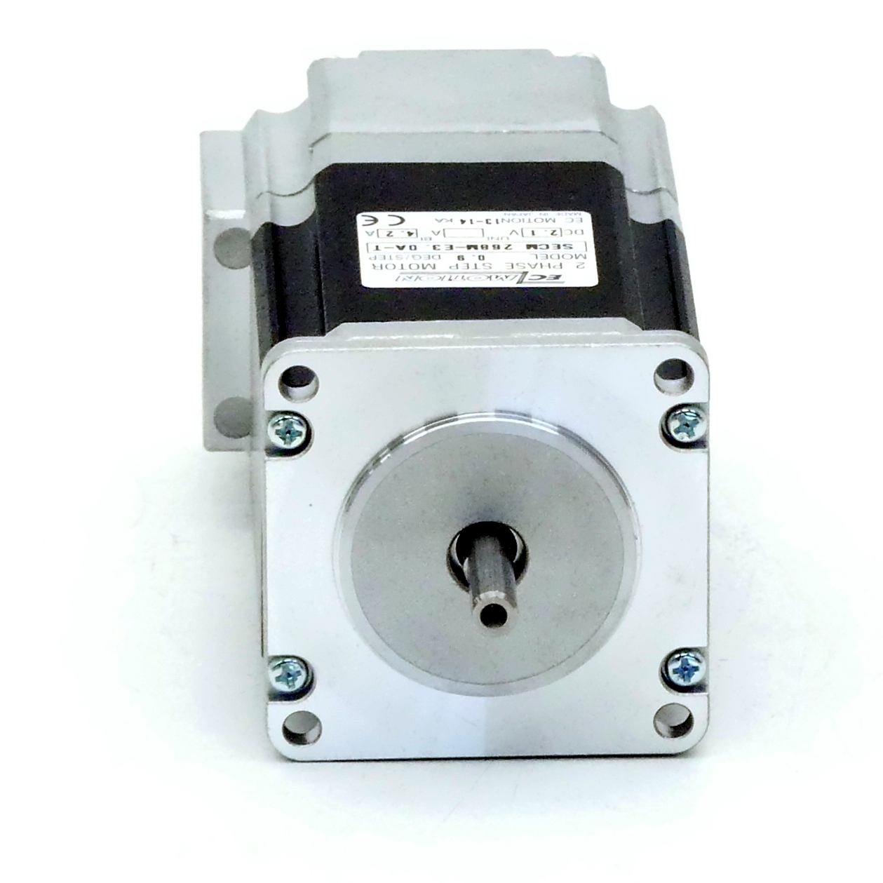 NEMA23 2-Phasen-Schrittmotor 0.9° 1.45Nm Anschlußkasten 3.0A Frontwelle:6.35mm  