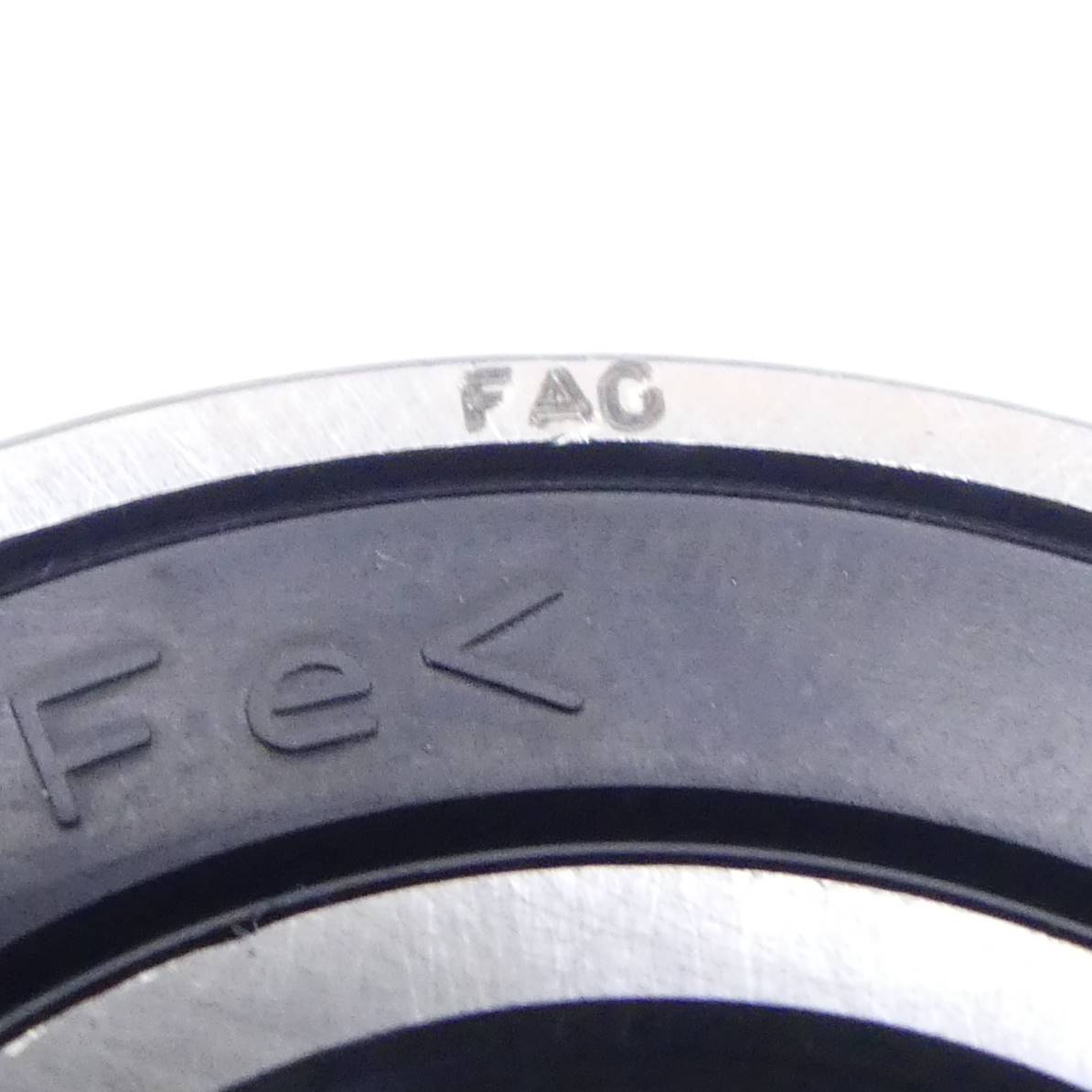 Deep groove ball bearings