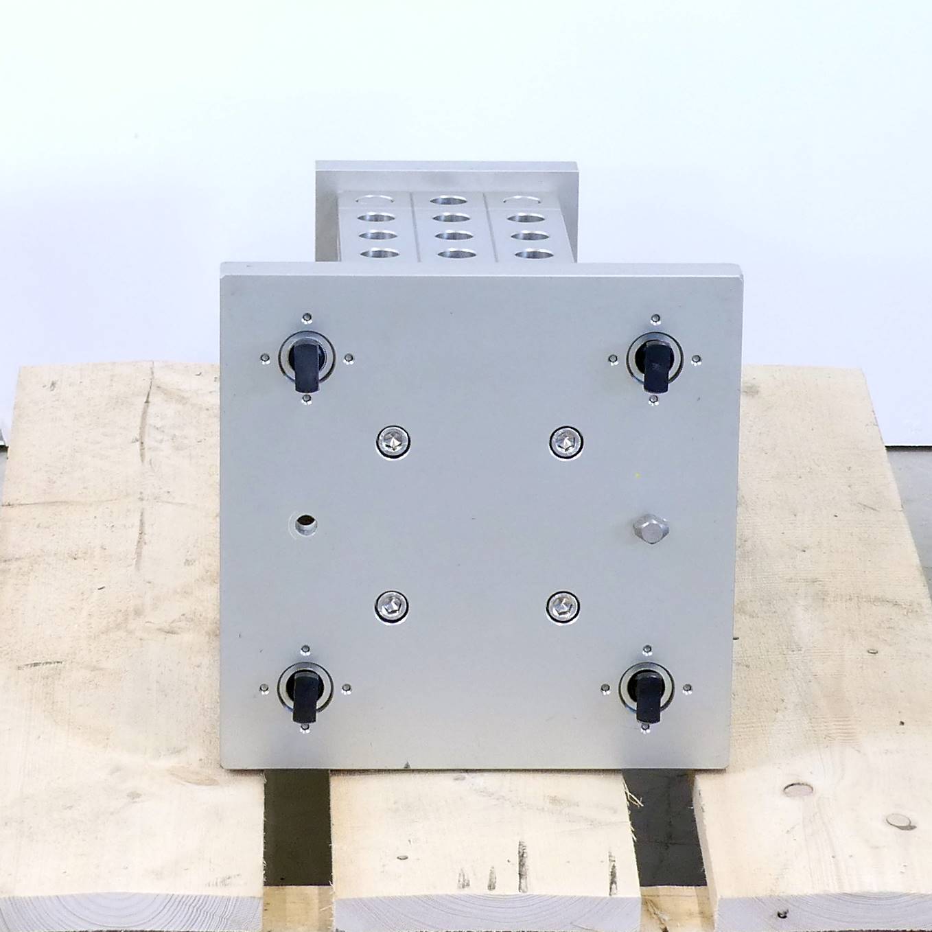 ALUFIX Quader Light dreireihig 