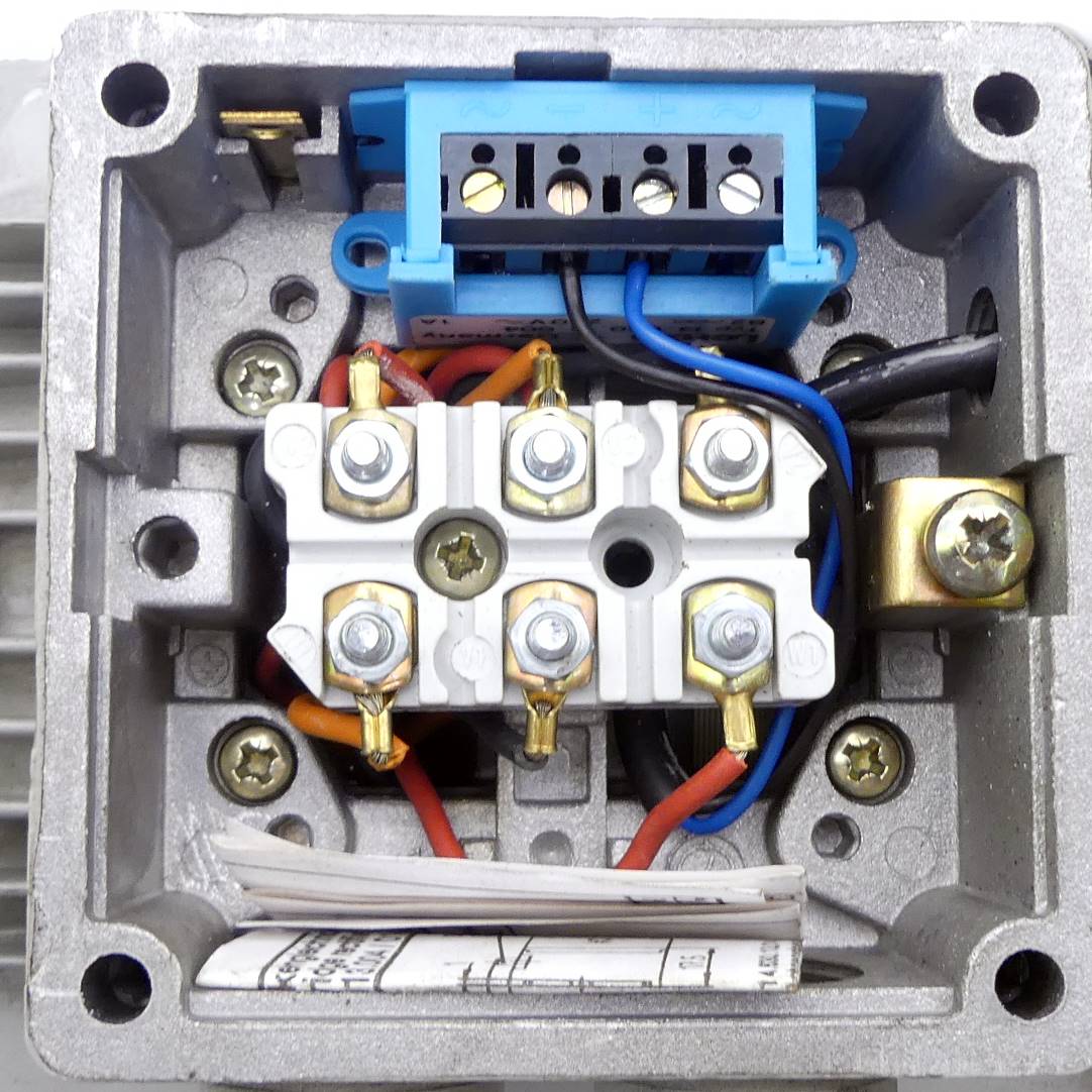 Drehstrommotor mit Bremse K783 0842 01 002 1 LA5096-4AA10-Z Gebraucht