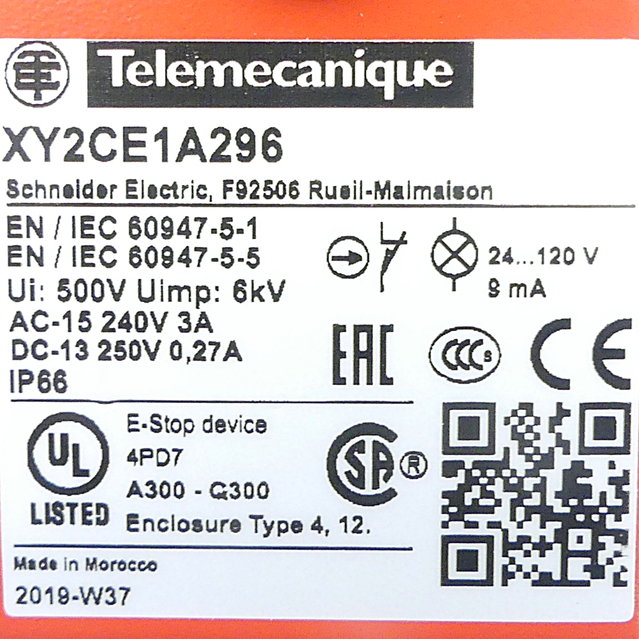 Latching emergency stop rope pull switch XY2CE1A296 