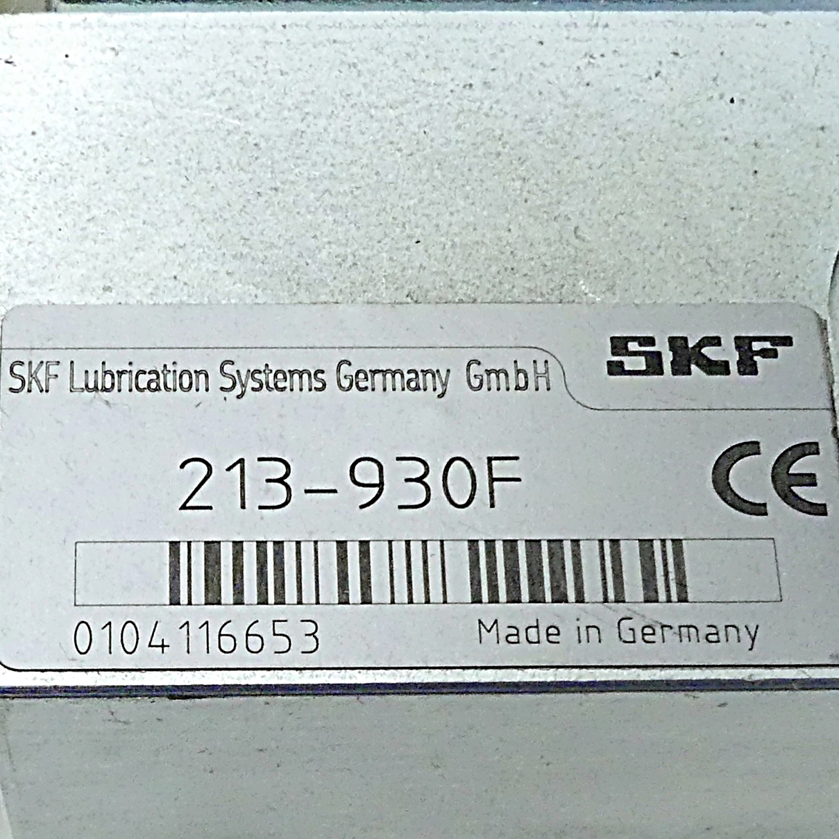ZENTRALSCHMIERAGGREGAT MIT BEHÄLTER 