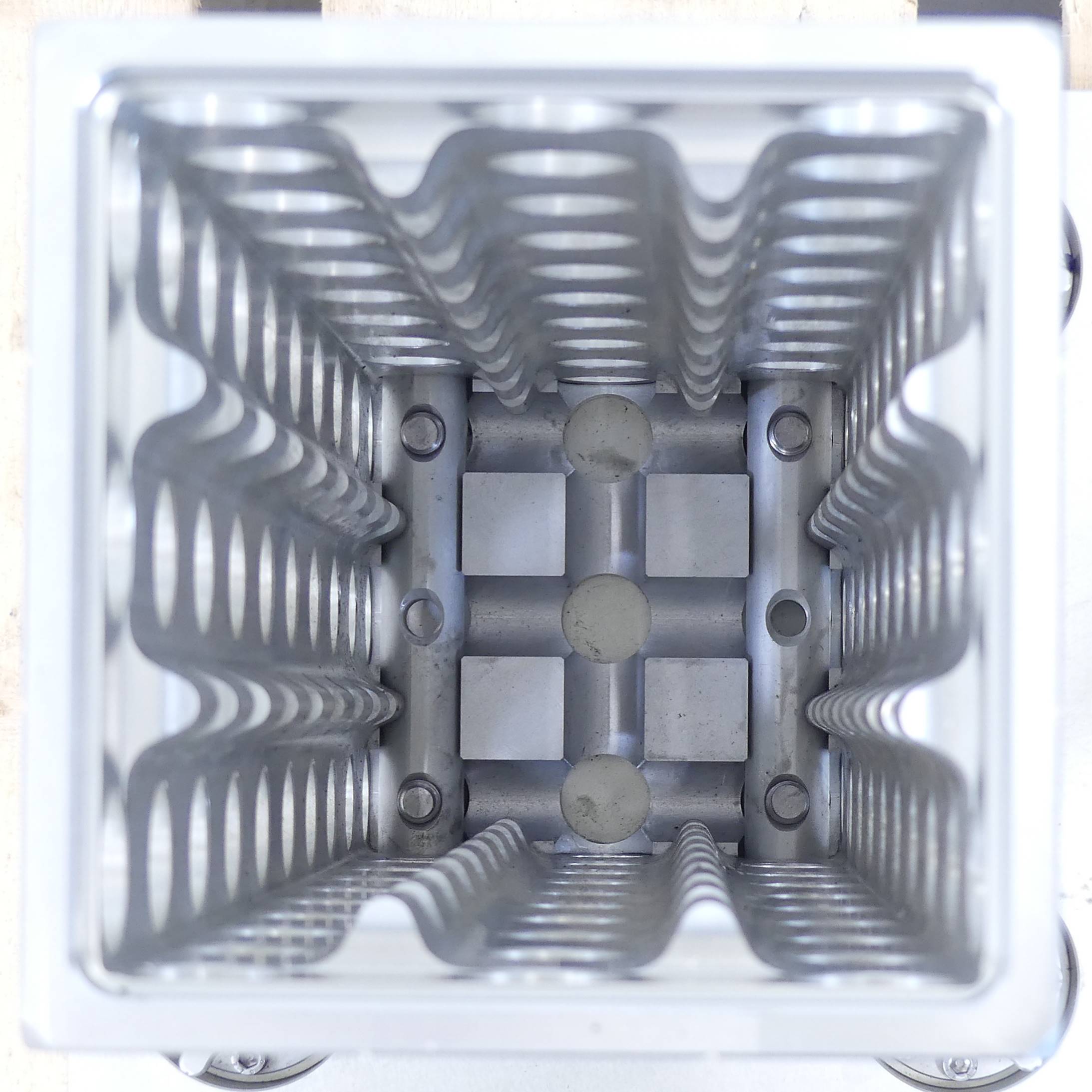ALUFIX Quader Light dreireihig 